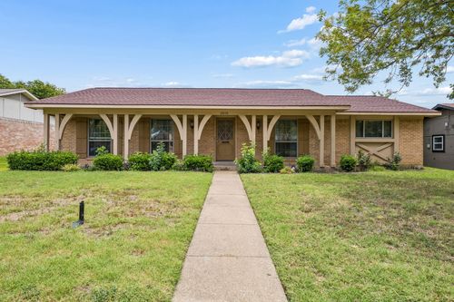 2010 Custer Pkwy, Richardson, TX, 75080-3403 | Card Image