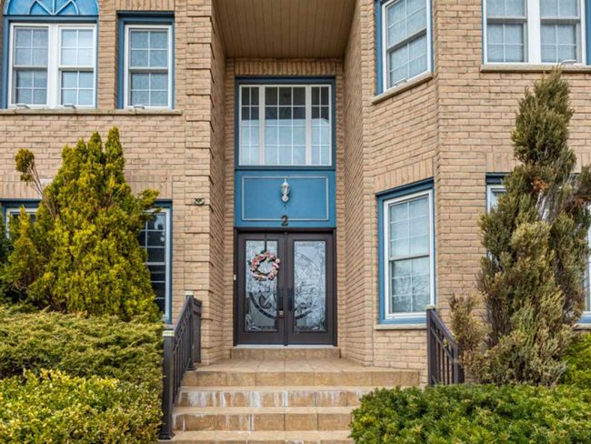 2 Colonel Bertram Rd, House other with 5 bedrooms, 5 bathrooms and 6 parking in Brampton ON | Image 4