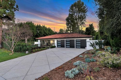 23124 Park Contessa, Calabasas, CA, 91302-1709 | Card Image