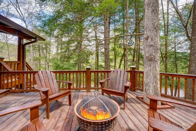 33 Spruce Dr, Home with 3 bedrooms, 3 bathrooms and null parking in Suches GA | Image 22