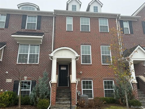 47757 Hillcrest Dr, Northville, MI, 48168-2602 | Card Image