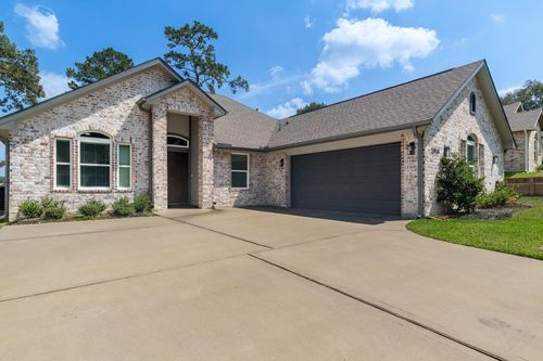 1458 River Oaks Dr, Huntsville, TX, 77340 | Card Image