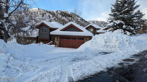 1239 Links Dr, Midway, UT, 84049-6474 | Card Image