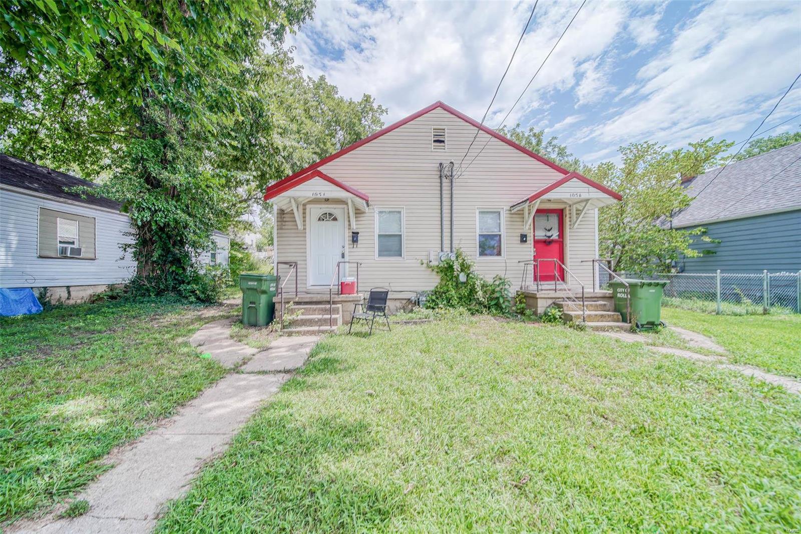 Oak St, Rolla, MO 65401