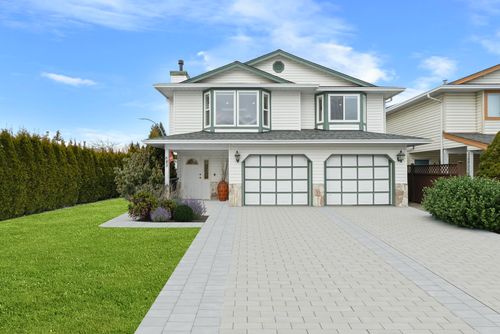 685 Pender Pl, Port Coquitlam, BC, V3B7M2 | Card Image