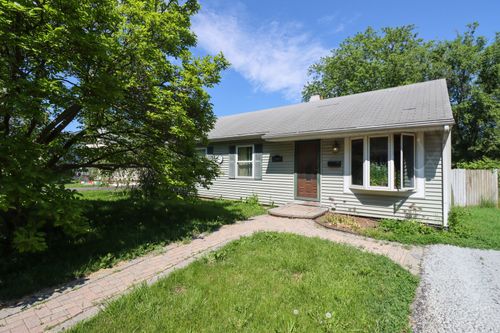 2107 Hermon Ave, Zion, IL, 60099-2209 | Card Image