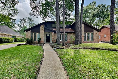 2026 Willow Point Dr, Kingwood, TX, 77339-2370 | Card Image