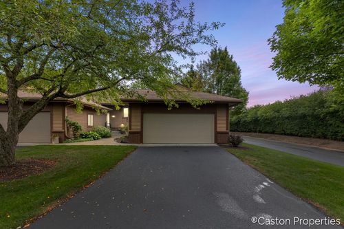 642 Bradford Place Ne, Grand Rapids, MI, 49525 | Card Image