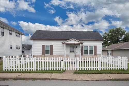 1603 Hamill Ave, Clarksburg, WV, 26301-1664 | Card Image