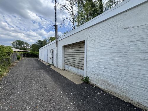 1 Oak Ave, WILMINGTON, DE, 19804 | Card Image