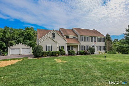 132 Good Hill Rd, Woodbury, CT, 06798-2625 | Card Image