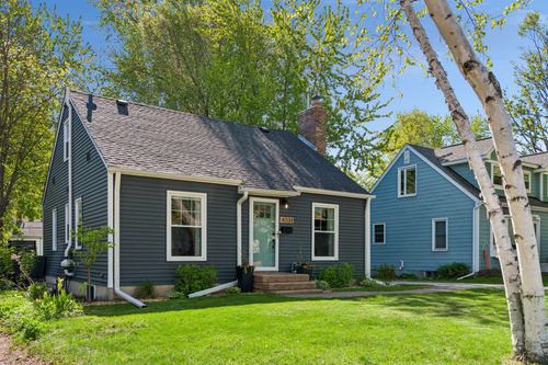 4031 Yosemite Ave S, Saint Louis Park, MN, 55416-2814 | Card Image