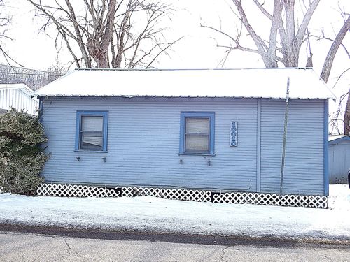 10010 N River Rd Nw, Mcconnelsville, OH, 43756-9666 | Card Image