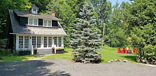 1037 Glenmount Rd, Baysville, ON, P0B1A0 | Card Image