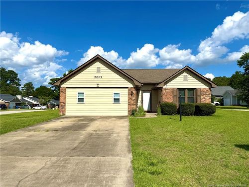 2201 Twinflowers Ct, Fayetteville, NC, 28304-4830 | Card Image