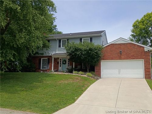 17 Martin Dr, New Albany, IN, 47150-4632 | Card Image