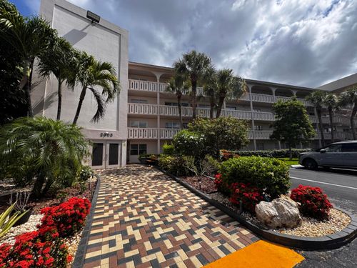 j2-2003 Granada Dr, Coconut Creek, FL, 33066-1159 | Card Image