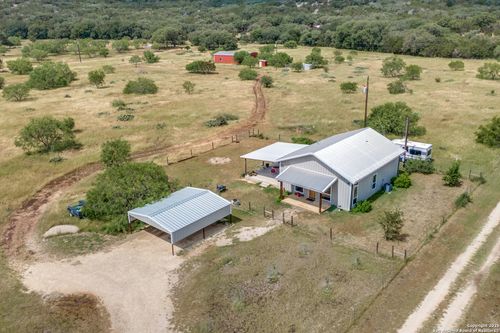 6101 County Road 251, Hondo, TX, 78861-6954 | Card Image