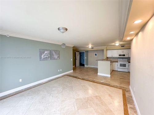 apt-3303-1155 Brickell Bay Dr, Miami, FL, 33131-3242 | Card Image
