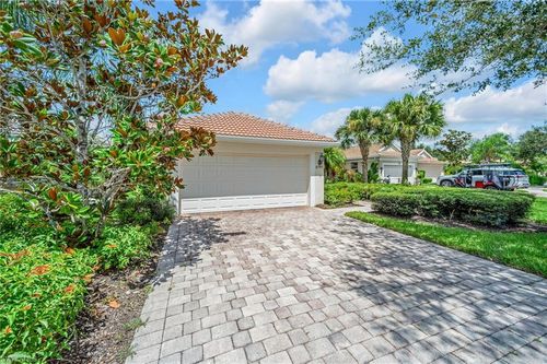 8749 Querce Ct, NAPLES, FL, 34114-2746 | Card Image