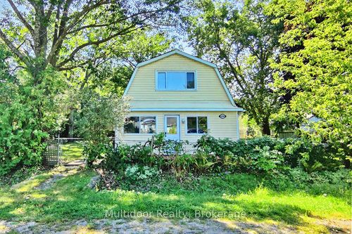 1058 Isabella St, Innisfil, ON, L0L1W0 | Card Image