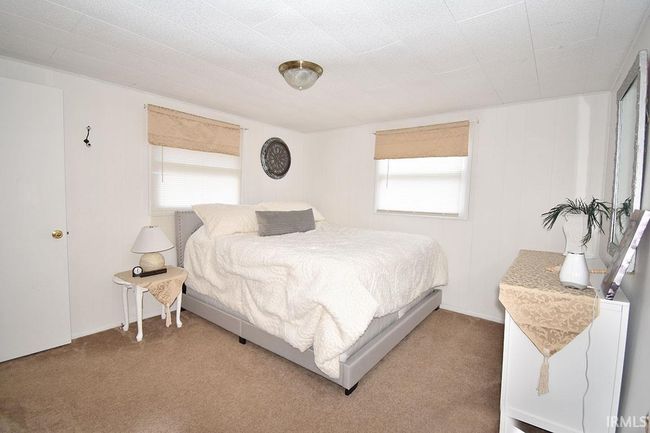 11393 Ne Wawasee Dr, House other with 3 bedrooms, 2 bathrooms and null parking in Syracuse IN | Image 20