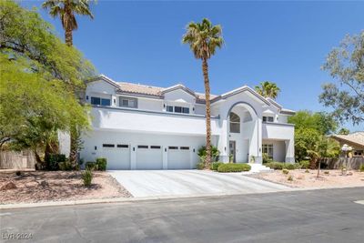 2209 Purple Majesty Court, House other with 6 bedrooms, 5 bathrooms and null parking in Las Vegas NV | Image 3