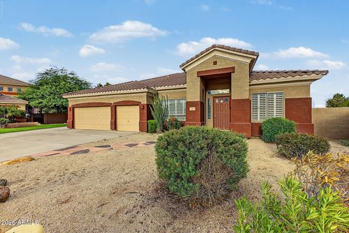 1571 E Stirrup Ct, Gilbert, AZ, 85296-2525 | Card Image