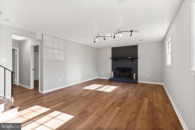 7517 Todd Pl, House other with 5 bedrooms, 3 bathrooms and null parking in MANASSAS VA | Image 29