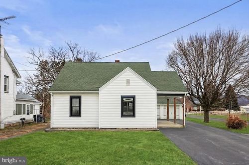 255 W Main St, FAYETTEVILLE, PA, 17222-1446 | Card Image