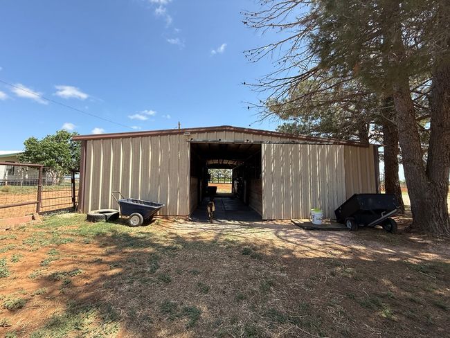 447 W Fm 1606, House other with 3 bedrooms, 2 bathrooms and 2 parking in Ira TX | Image 73
