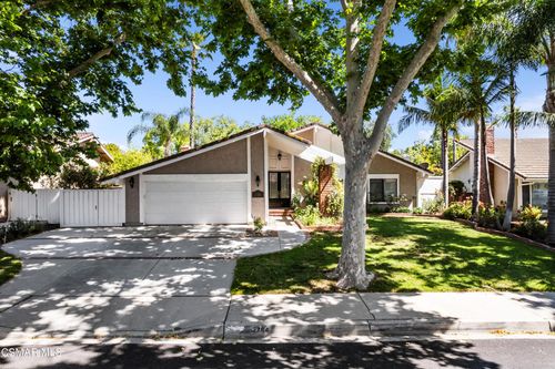 2784 Great Smokey Ct, Westlake Village, CA, 91362-3727 | Card Image