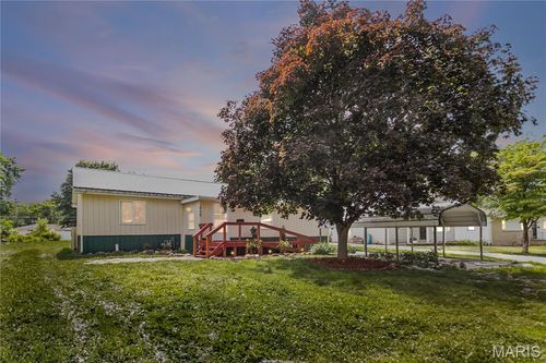208 Ferguson St, Jerseyville, IL, 62052-1327 | Card Image