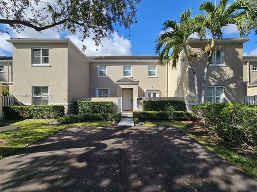 5570 Sw 70th Pl S, Miami, FL, 33155-5621 | Card Image