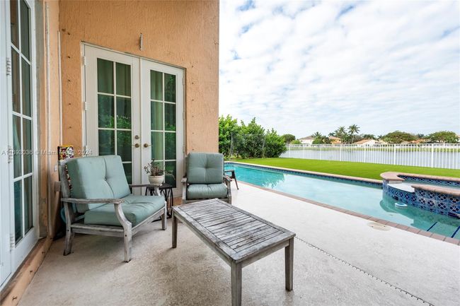 1850 Nw 72 Nd Way, House other with 4 bedrooms, 2 bathrooms and null parking in Pembroke Pines FL | Image 8