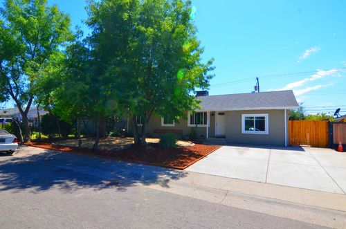 6929 Stoneman Dr, North Highlands, CA, 95660-3315 | Card Image