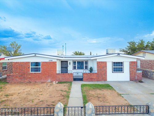 5748 Port Lavaca Dr, El Paso, TX, 79924-1307 | Card Image