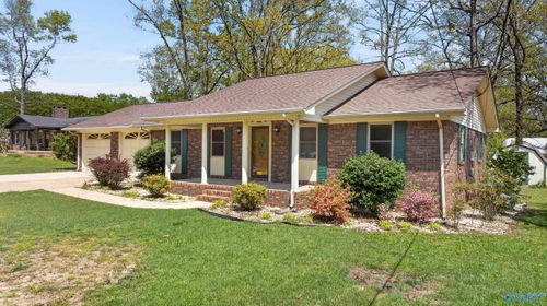 35 Third Ave, Rainsville, AL, 35986-5749 | Card Image