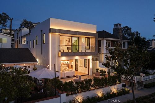 518 Poinsettia Ave, Corona del Mar, CA, 92625-5508 | Card Image
