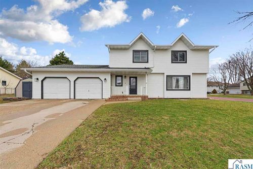 229 Wadsworth Dr, Mankato, MN, 56001-6604 | Card Image