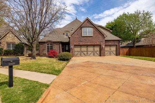 10229 S 86th East Ave, Tulsa, OK, 74133-6975 | Card Image