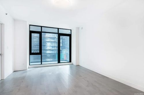 apt-7d-41-04 27th St, Long Island City, NY, 11101-3890 | Card Image