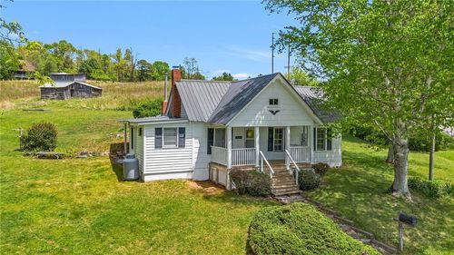 2284 Idlewild Road, West Jefferson, NC, 28694 | Card Image