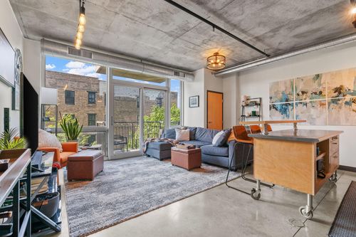 unit-307-730 N 4th St, Minneapolis, MN, 55401-1984 | Card Image