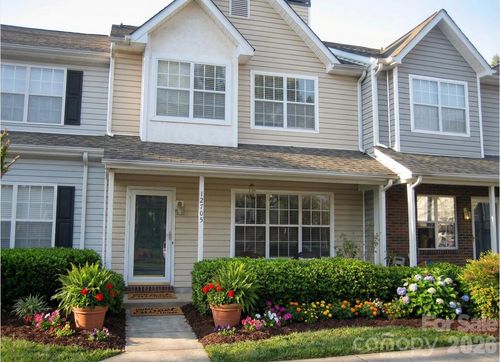 12705 Tucker Crossing Ln, Charlotte, NC, 28273-4745 | Card Image