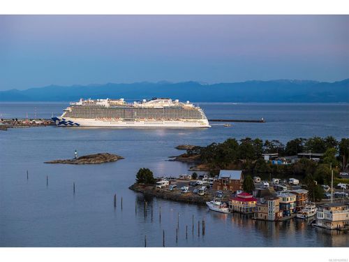 910-845 Dunsmuir Rd, Esquimalt, BC, V9A0A7 | Card Image