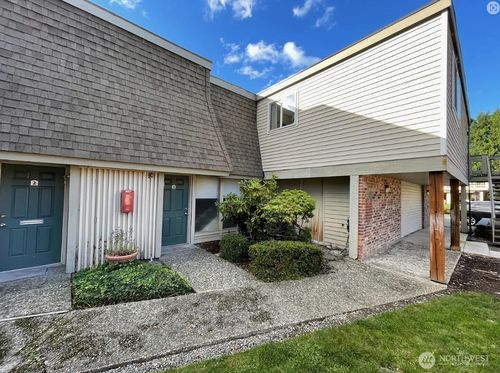 apt-2-14321 Ne 7th Pl, Bellevue, WA, 98007-4774 | Card Image