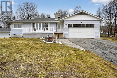 34 Sarah St, Maitland, ON, K0E1P0 | Card Image