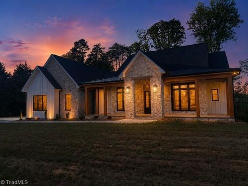 765 Golf Course Rd, Pilot Mountain, NC, 27041-8474 | Card Image