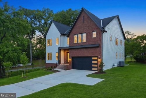 3022 Castle Rd, FALLS CHURCH, VA, 22044-1908 | Card Image